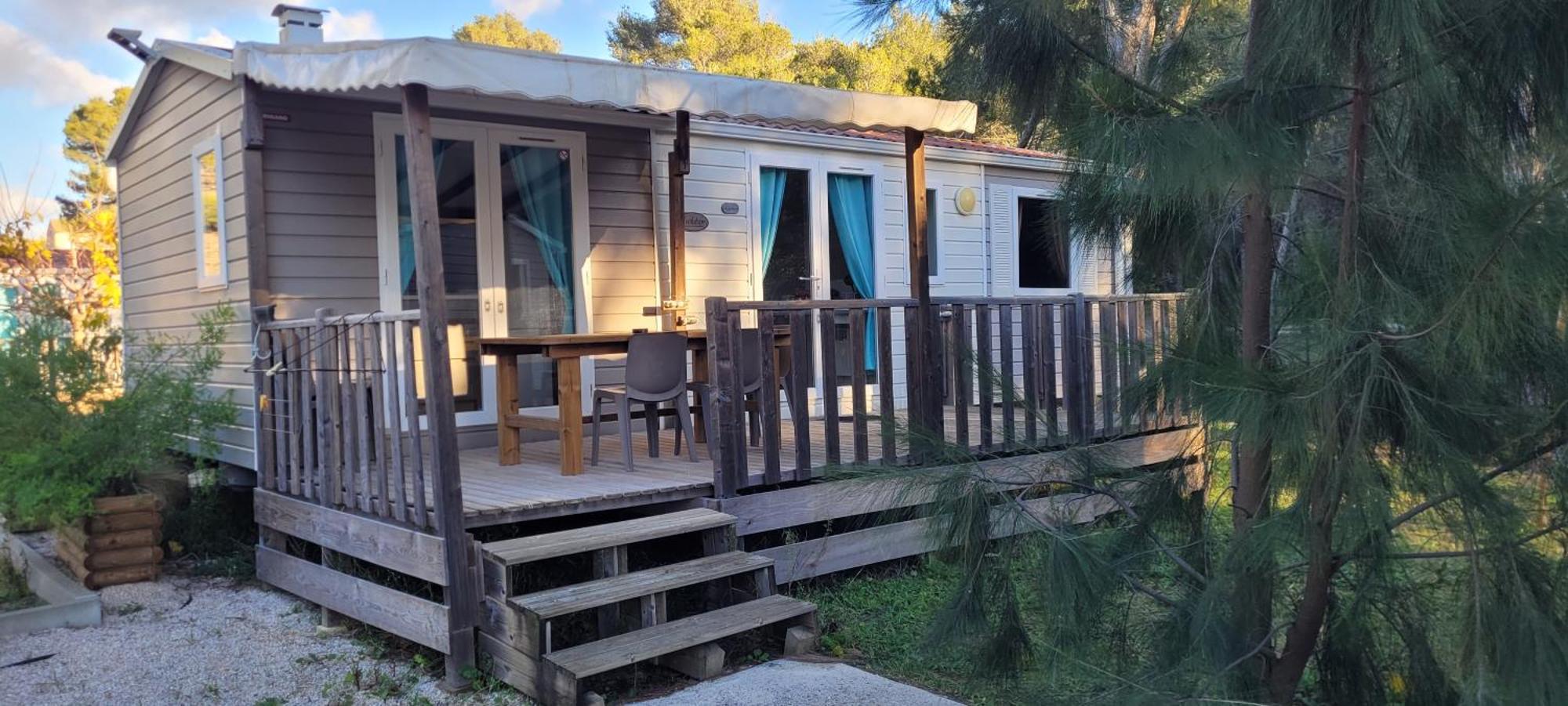 Camping Aux Portes De Cassis Roquefort-la-Bédoule Buitenkant foto