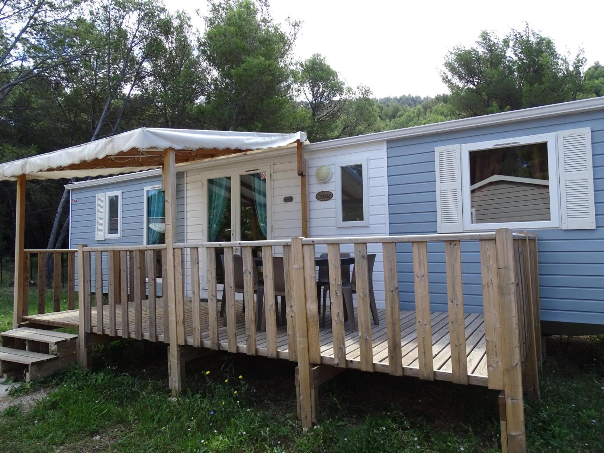 Camping Aux Portes De Cassis Roquefort-la-Bédoule Buitenkant foto